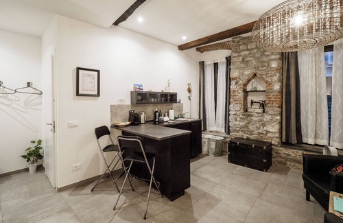 Vernazza Apartment | Camaella Luxury Studio