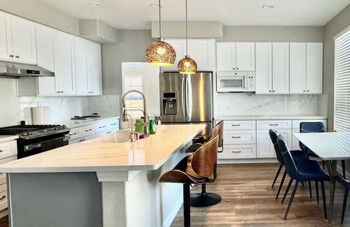 Camarillo House | Camarillo large family home