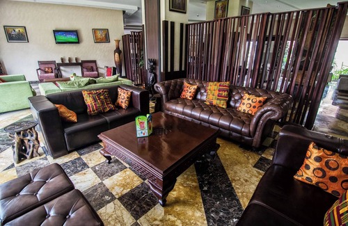 Abeokuta Hotel | Camas Hotel and Suites