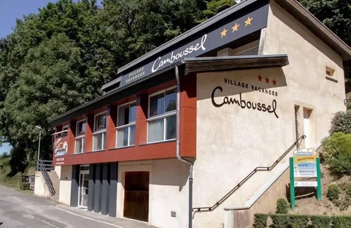 Brassac Villa | Camboussel Holiday Village * - Classic Cottage - Ss Terr 5 people