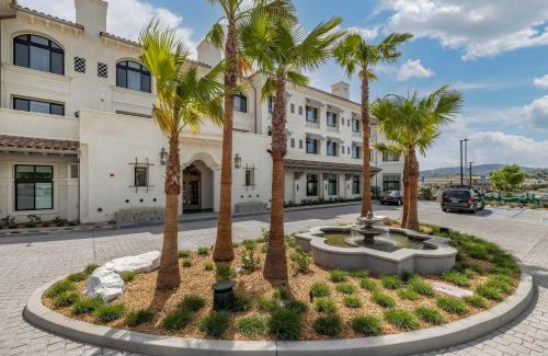 Calabasas Hotel | Cambria Hotel Calabasas - Malibu