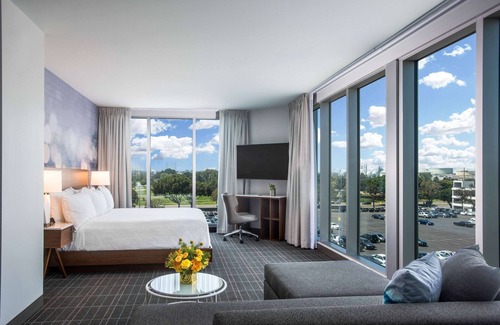 El Segundo Hotel | Cambria Hotel LAX