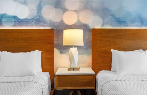 El Segundo Hotel | Cambria Hotel LAX