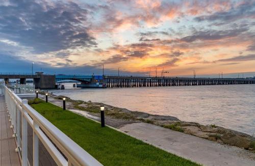 Ocean City Hotel | Cambria Hotel Ocean City - Bayfront