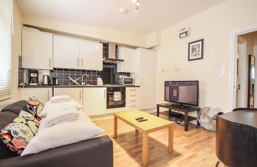 Camden Town with Primrose Hill Apartment | Camden Market Apartments