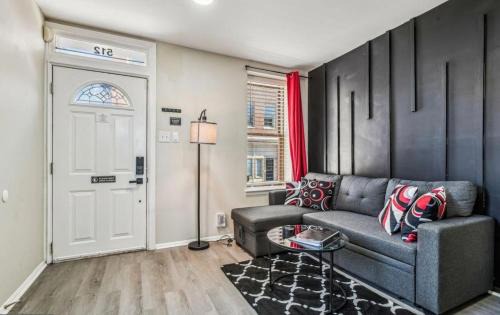 Downtown Baltimore House | Camden's Charm Walking Distance Stadium, Convention, Univ of MD Downtown