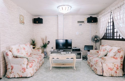 Kempas House | Camelia Homestay
