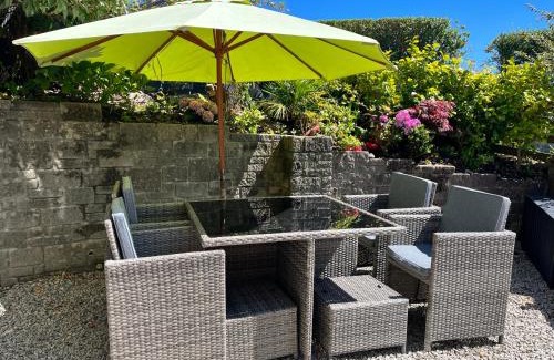 Camborne House | Camellia Cottage