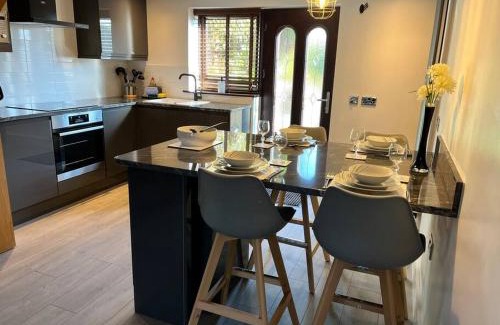 Camborne House | Camellia Cottage