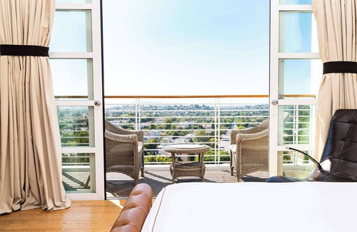 Pico - Robertson Hotel | Cameo Beverly Hills