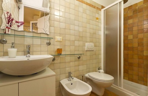 Orta San Giulio House | Camera Dolcenotte