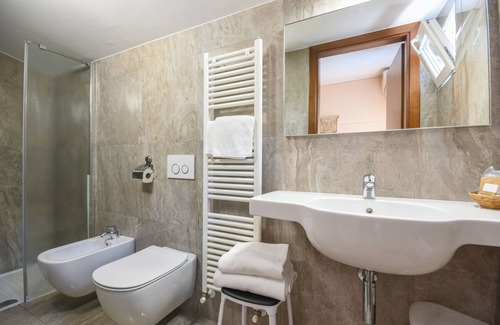 Lugana Bed & Breakfast | Camere America B&B