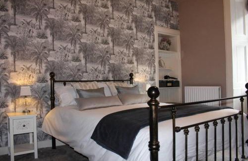 Stirling Apartment | Cameronian Apartment