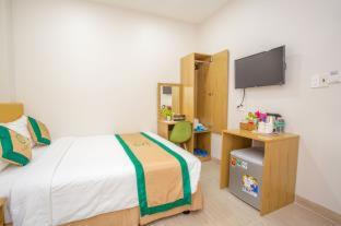 Tan Binh Hotel | Camila Airport Hotel