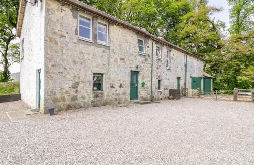 Muirshearlich House | Camisky Steading