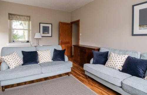 Muirshearlich House | Camisky Steading