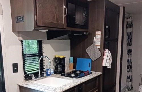 Rockport House | Camp #2 - A "Pleasure" with 1G Wifi