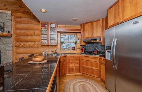 McHenry House | Camp Cajar