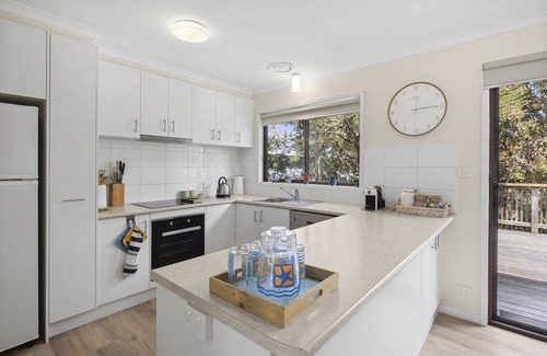 Anglesea House | Camp Road Getaway Sum