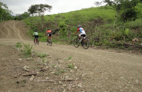 Manglaralto Other | Campamento El Cedro
