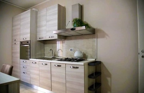 Poggiomarino Apartment | Campania Apartment Vesuvio Comfort - 150m station - 5km Pompeii