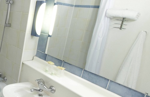 Thiers Hotel | Campanile Clermont Thiers