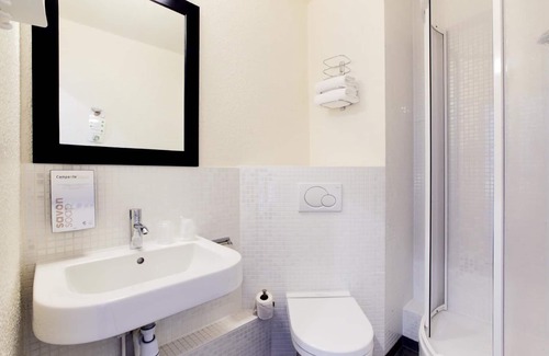Chenevier-Demenitroux Hotel | Campanile Creteil Centre