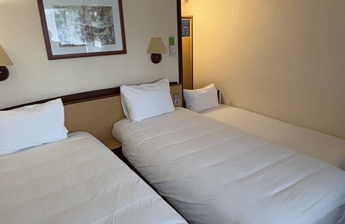 Avermes Hotel | Campanile Moulins - Avermes