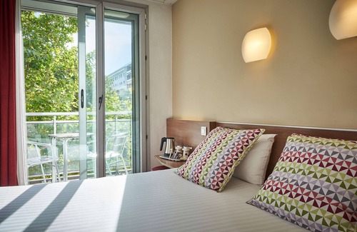 Bercy Hotel | CAMPANILE PARIS 12 - Bercy Village