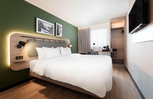 Quartier de la Boule - Champs-Pierreux Hotel | Campanile Paris Ouest - Nanterre - La Défense