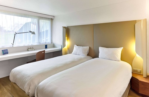 Villennes-sur-Seine Hotel | Campanile VILLENNES SUR SEINE - Poissy