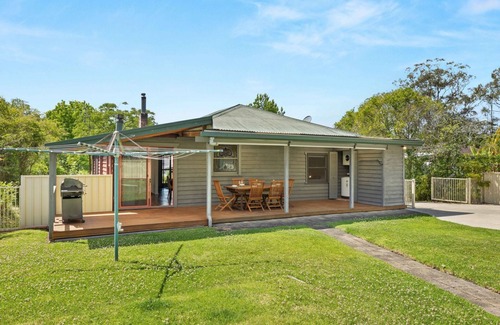 Huskisson Cottage | Campbell's Cottage by Experience Jervis Bay