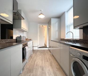 Maidstone Apartment | Campbells Crib