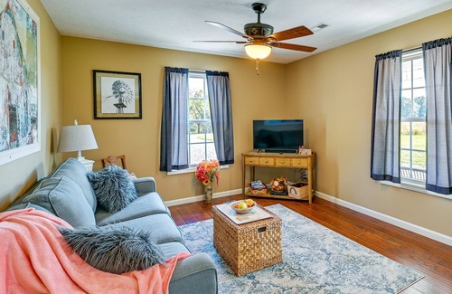 Mount Sherman House | Campbellsville Haven on 63-Acre Farm!