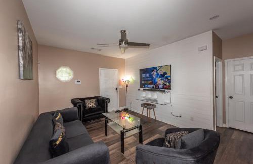 Southwestern House | Campbellton D