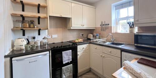 Chipping Campden House | Campden Place - 2 Bed Home in Central Chipping Campden