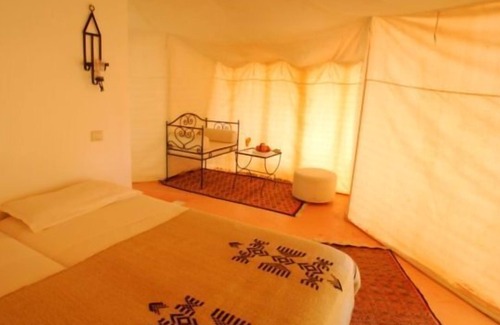 Ksar Ghilane House | Campement Yadis Ksar Ghilane