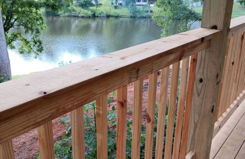 Nancy House | Camper with a view - Perfect for a cozy getaway 2 Min to Lake
