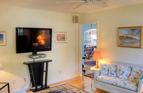 Campground Landing House | Campground Beach Road Home