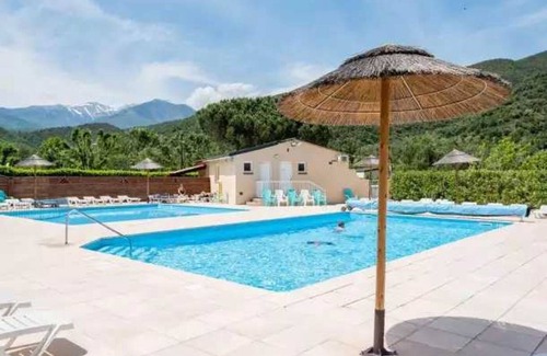 Arles-sur-Tech House | Camping 3 étoiles - Piscine - eebhba