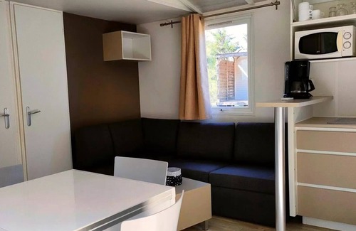 Saint-Mitre-les-Remparts House | Camping Félix de la bastide * - Mobile Home Arizona. Standard 4 rooms 6 people Air-conditioned