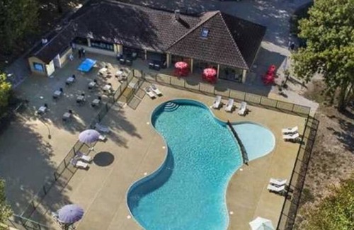 Saint Sozy House | Camping 2 étoiles - Piscine - ccab0ih
