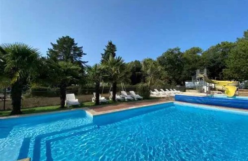 Guemene-Penfao House | Camping 3 étoiles - Piscine - eeceed