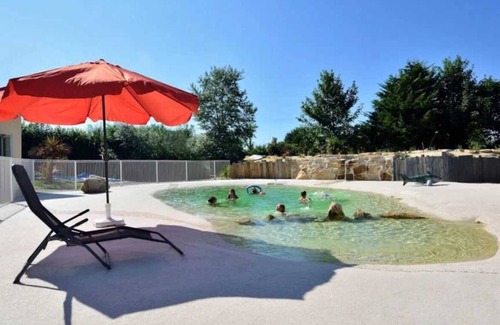 Pouldreuzic House | Camping 3 étoiles - Piscine - eeefig