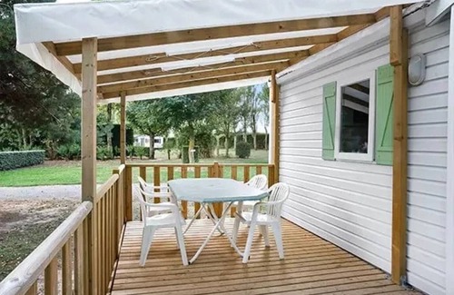 Saint-Yvi House | Camping 3 étoiles - Piscine - efcag0