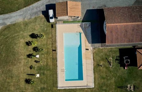 Vensac House | Camping 3 étoiles - Piscine - efc0a0