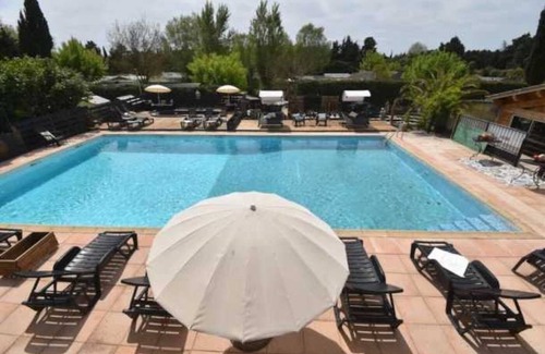 Paluds de Noves Ski Chalet | Camping 4 étoiles - Piscine - eehf0d