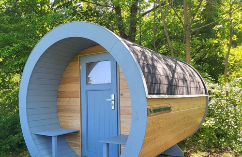 Gro Leuthen Cabin | Camping barrel