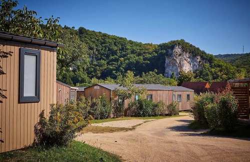 Vitrac Ski Chalet | Camping Domaine de Soleil Plage* - Chalet Classic 3 rooms 4 adults + 1 children with air conditioning - TV