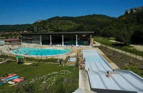 Ornans House | Camping Ecologique la Roche d'Ully* - Cottage Clavelin 1 room 2 people